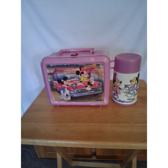 Vintage Alladin Lunch Box with Thermos - Picture 2 of 3